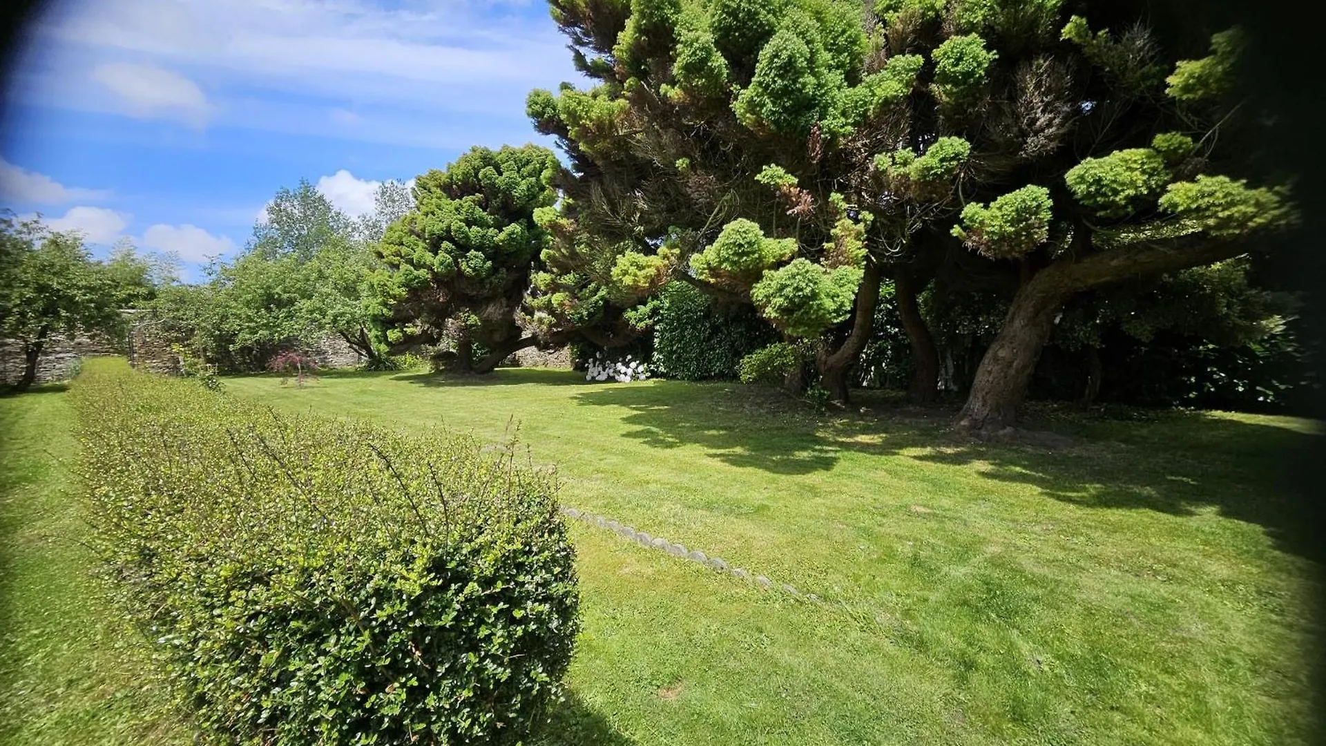 Gite L'Industriel, Appartement Prive En Duplex, A 10 Minutes Des Plages Lanhouarneau Apartament