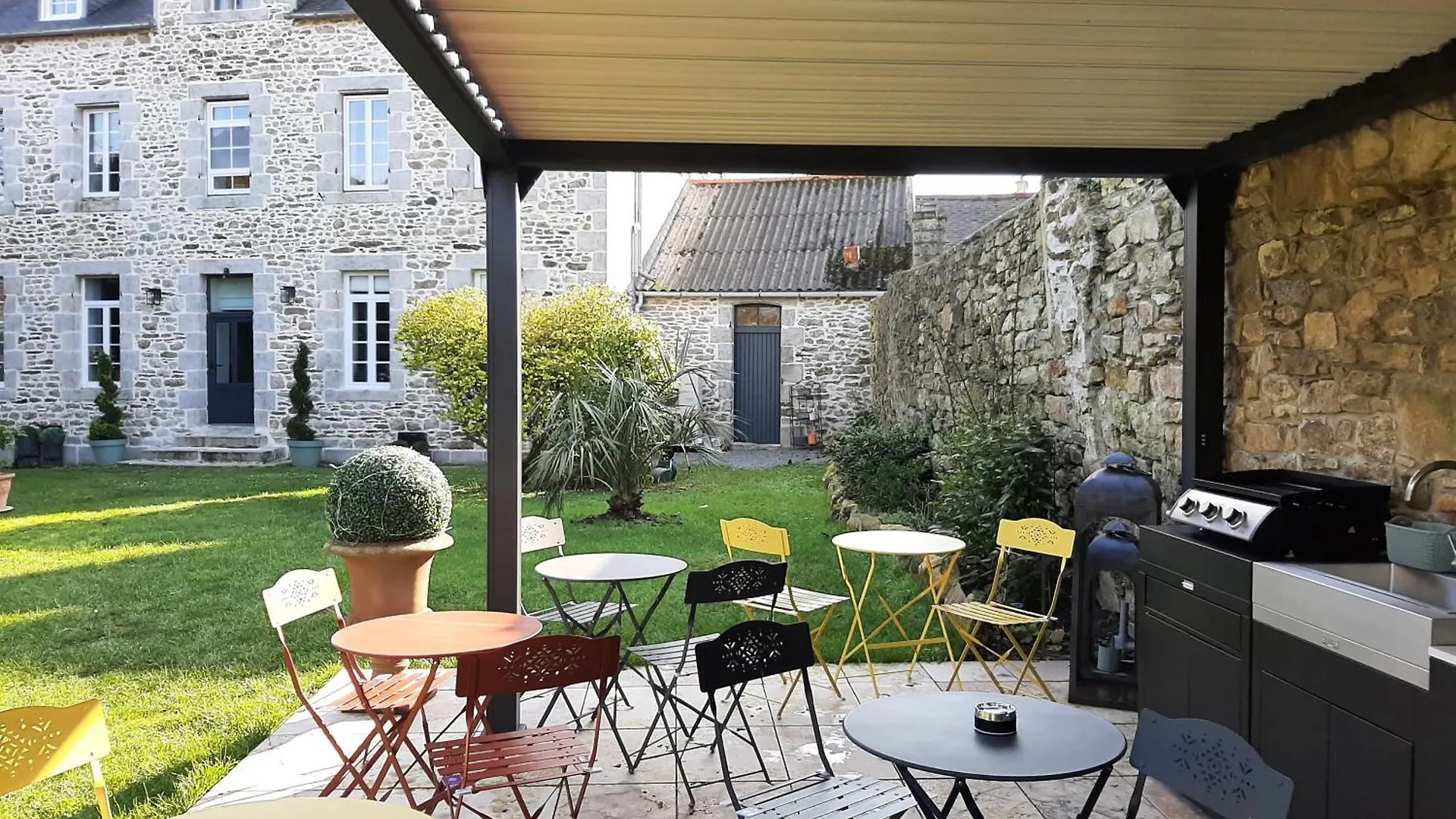 Gite L'Industriel, Appartement Prive En Duplex, A 10 Minutes Des Plages Lanhouarneau Lägenhet